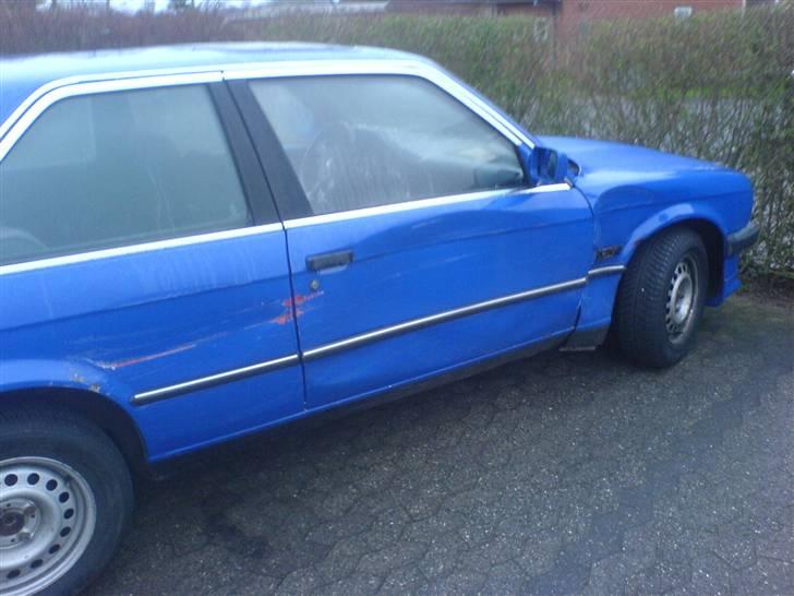 BMW 320i Solgt billede 5