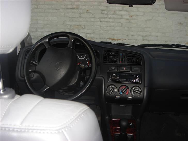 Nissan Primera SE (Solgt) billede 5