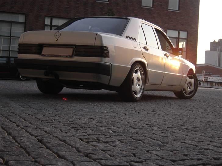 Mercedes Benz 190e (Solgt) billede 4