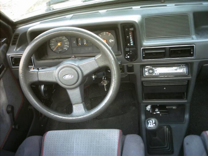 Ford escort cabriolet. kenned billede 4