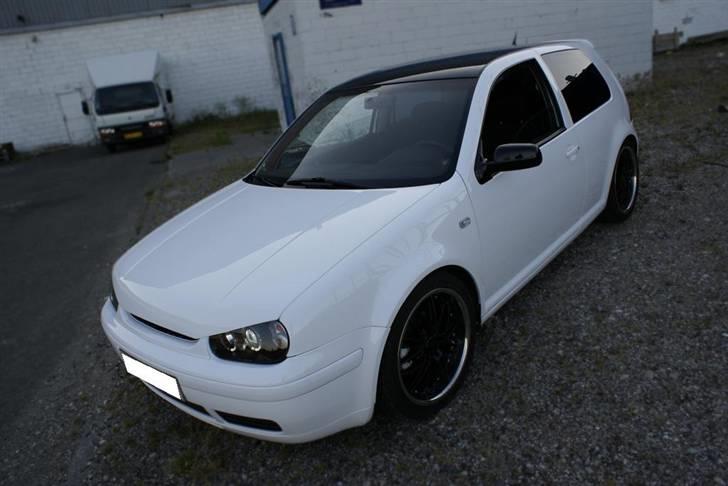 VW Golf 4  (SOLGT & DØD) billede 9