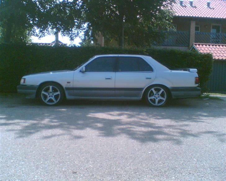 Mazda 929 3.0I V6 solgt billede 3