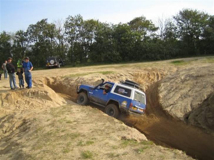 Nissan patrol frk blå ---solgt-- - op kom hun.. billede 9