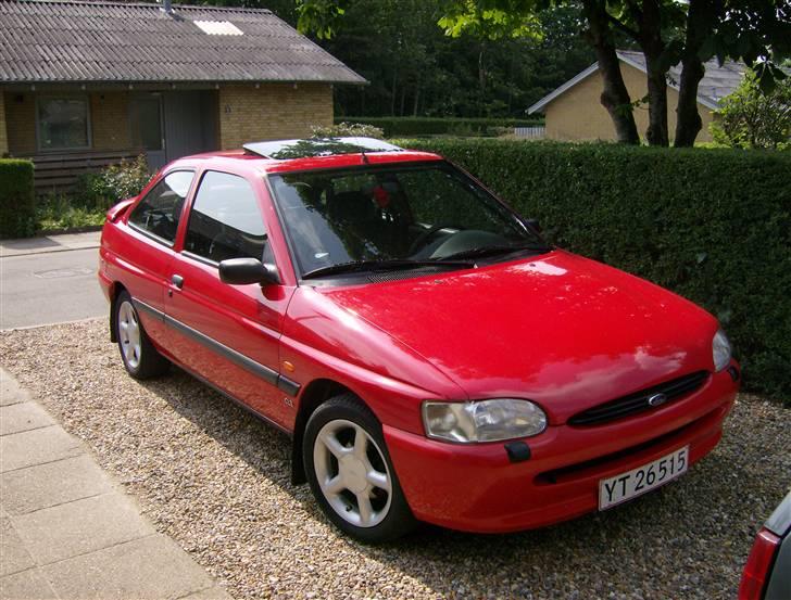 Ford escort 1.6 16v solgt billede 2