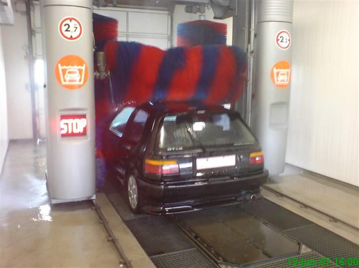 Toyota Corolla SOLGT :-( - før lygterne blev tonet billede 9