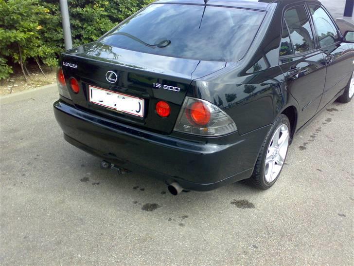 Lexus IS200 Sport *Solgt* billede 4