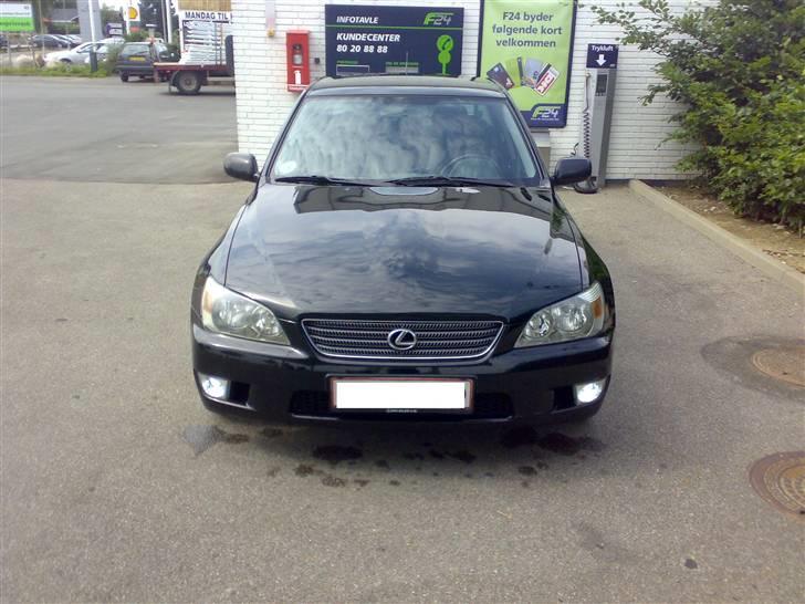 Lexus IS200 Sport *Solgt* billede 7