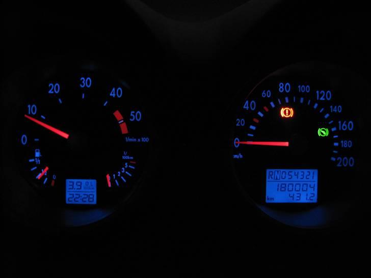 VW Lupo 1.2 TDi 3L SOLGT billede 17