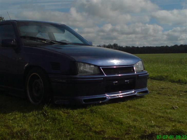 Opel Kadett 2,0 16v SOLGT billede 4