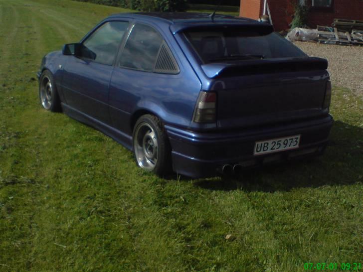 Opel Kadett 2,0 16v SOLGT billede 5