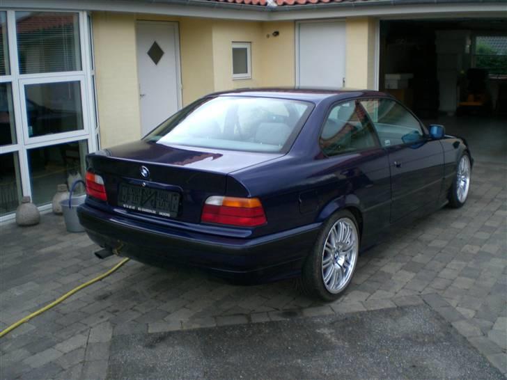 BMW 320i coupe E36 solgt billede 2