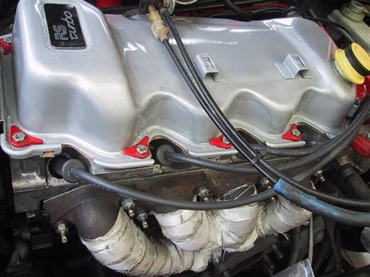 Ford Escort RS Turbo S2 - RST S2 motor næsten samlet billede 10