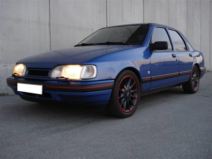 Ford sierra 2,0i CLX (byttet) - med sommerfælge på .... hjemme malet..... d 16/9 billede 2