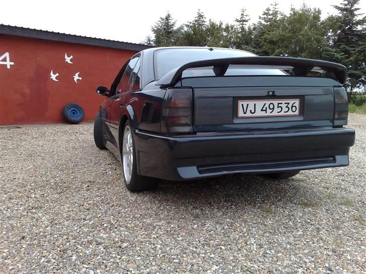 Opel omega3000 evolution billede 18