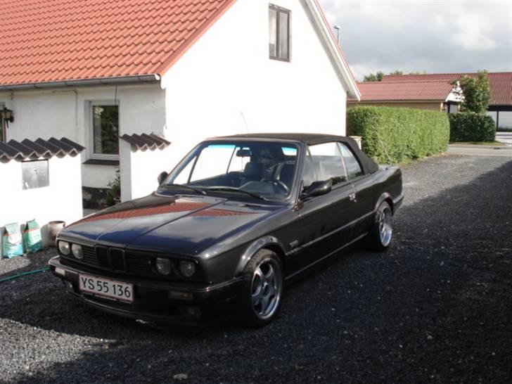 BMW 325i Cab *Solgt* billede 4