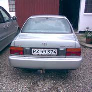 Toyota Corolla 1.3 XLI sedan