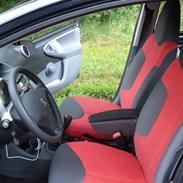 Peugeot 107 Smile 5d.   solgt!!!