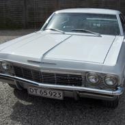 Amerikaner Chevrolet Impala SS 327