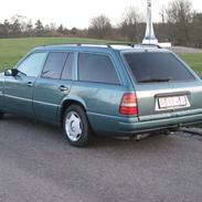 Mercedes Benz 230TE  Solgt!