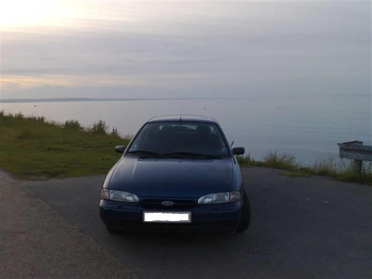 Ford Mondeo 2,5 V6 -SOLGT- billede 1