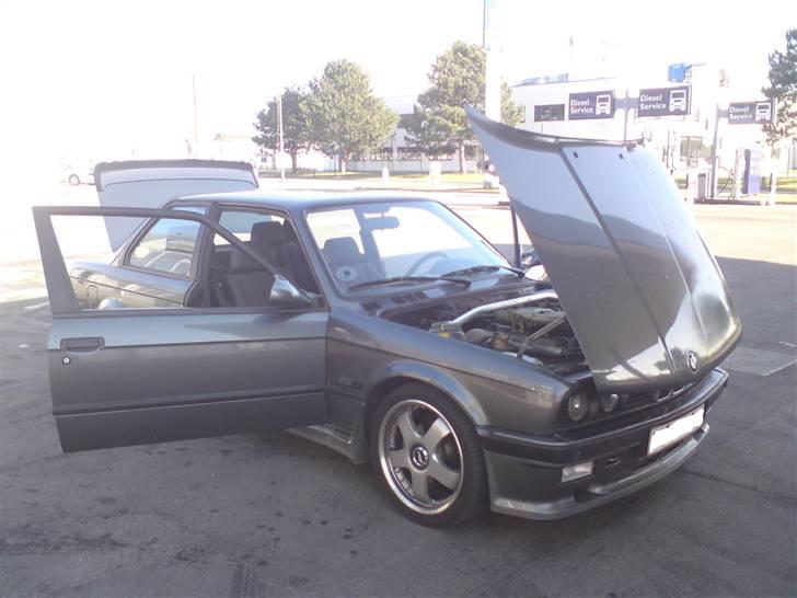 BMW 320i - fars RACER  billede 1