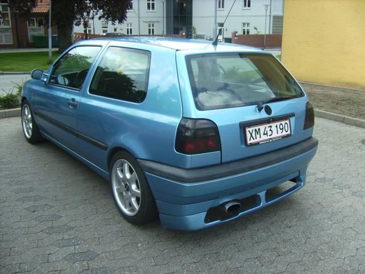 VW                    Golf 3 - Røven igen billede 3