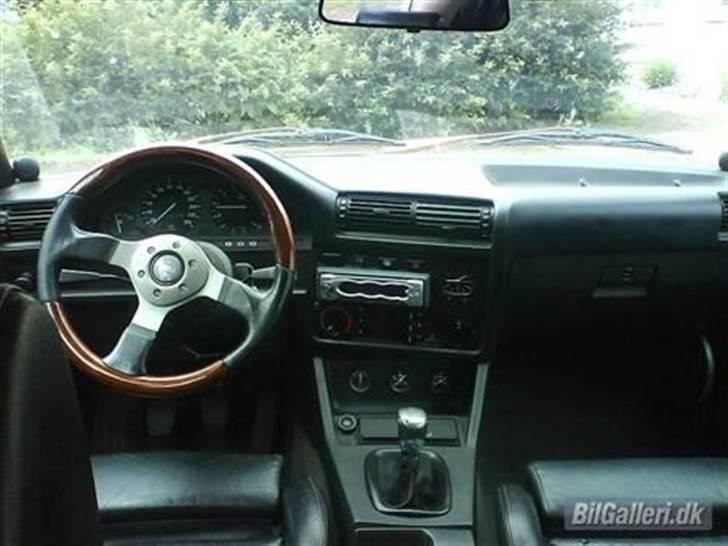 BMW e30 *Goldie* SOLGT billede 7