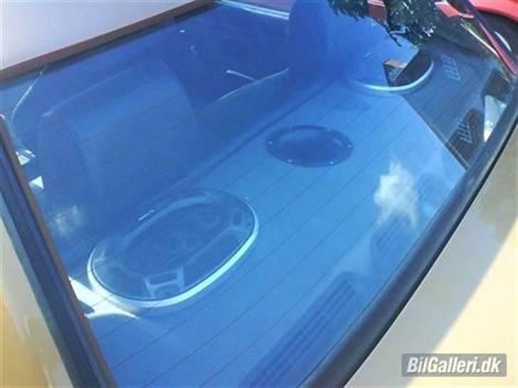 BMW e30 *Goldie* SOLGT billede 8