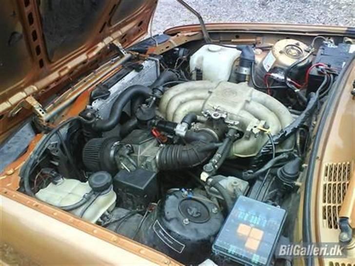 BMW e30 *Goldie* SOLGT billede 10