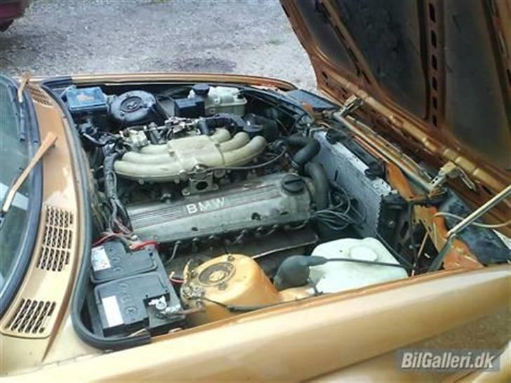 BMW e30 *Goldie* SOLGT billede 11