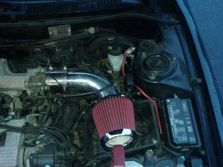 Toyota Corolla 1.6 16v SOLGT billede 4