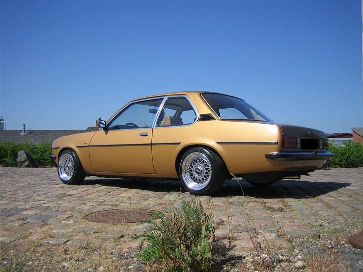 Opel Ascona b billede 4