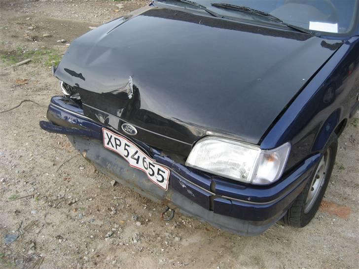 Ford Fiesta SOLGT billede 5