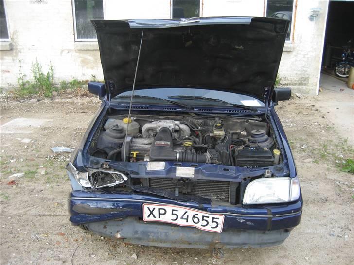 Ford Fiesta SOLGT billede 7