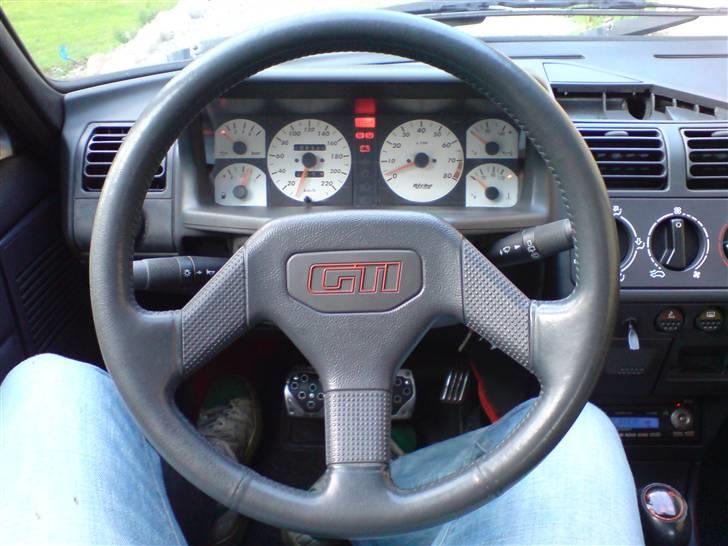 Peugeot 205 1,9 GTI (SOLGT)  billede 10