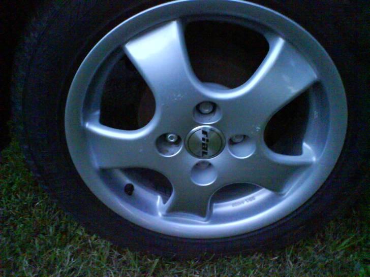 Toyota Corolla 1,3 GLS (SOLGT) billede 5