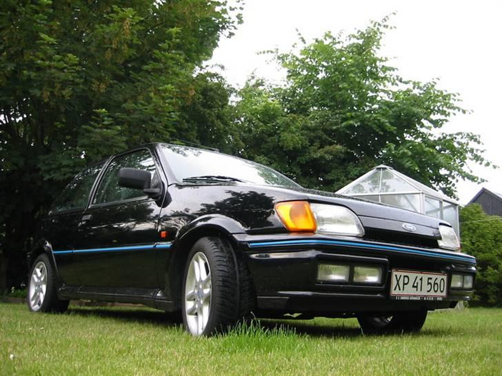 Ford Fiesta XR2i  "Solgt" billede 2