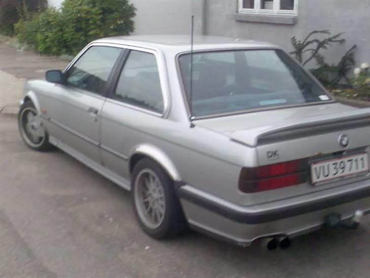 BMW 320 I SOLGT billede 8