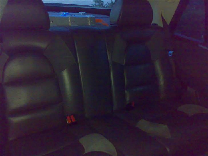 Saab 9000 2,3 CS Turbo [SOLGT] - Lige monteret nye skiver og klodser foran.... Det pynter... billede 19