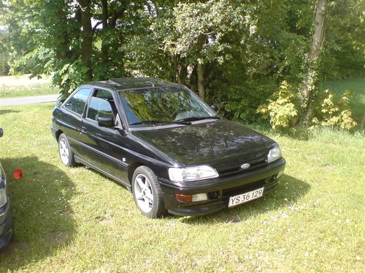 Ford escort xr3i 1,8 solgt :( - kommer flere billedet idag billede 4