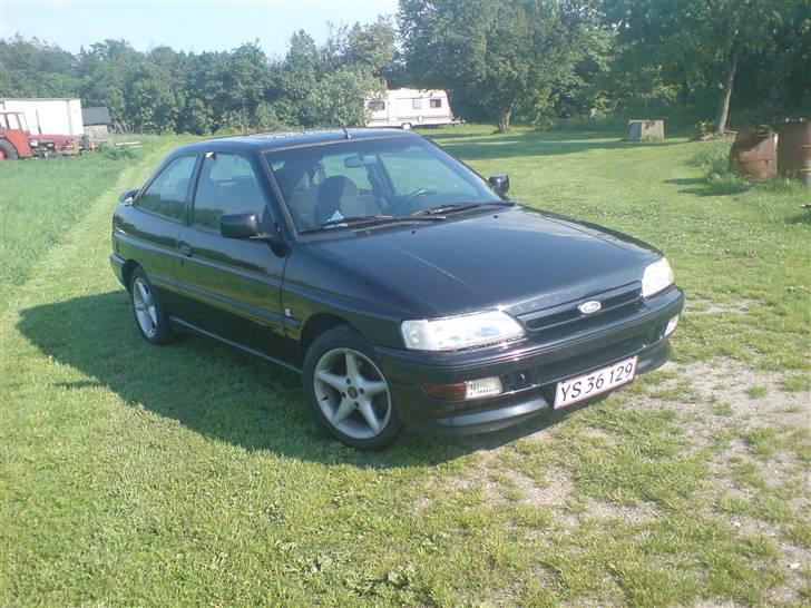Ford escort xr3i 1,8 solgt :( - kommer flere billedet idag billede 5