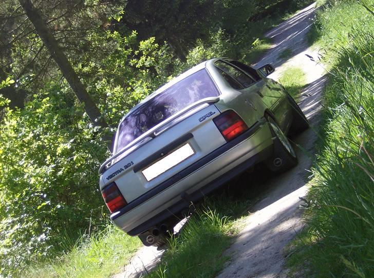 Opel Vectra 2,0i GL (STJÅLET) billede 5