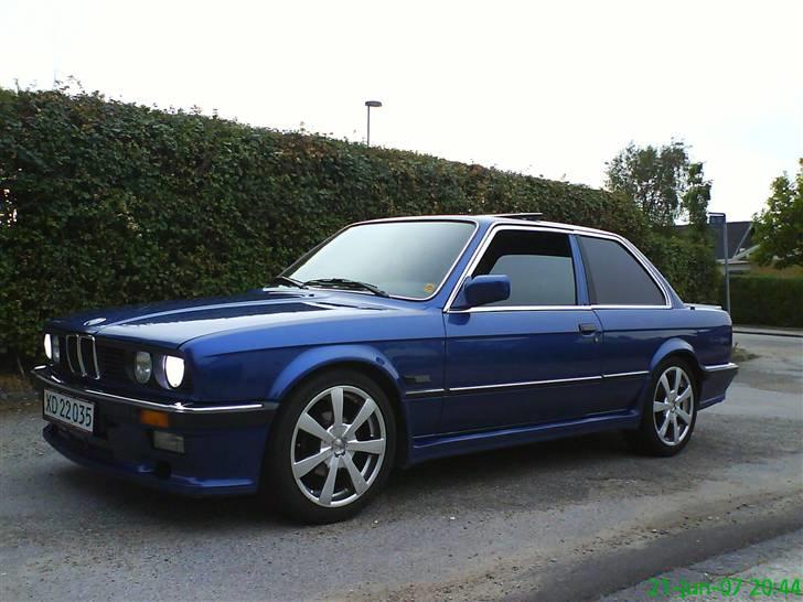 BMW 320i E30 *Solgt* billede 4
