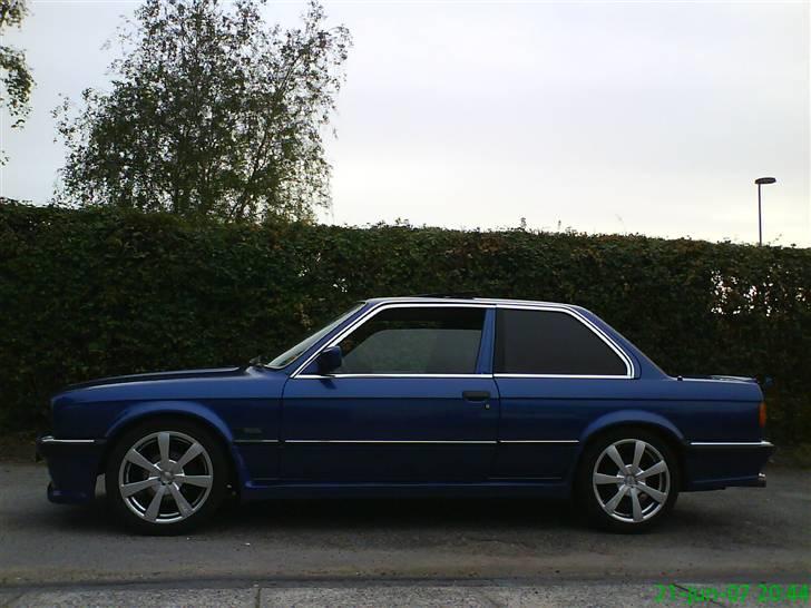 BMW 320i E30 *Solgt* billede 5