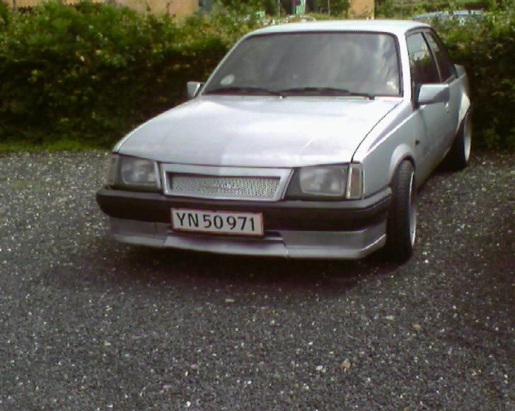 Opel ascona billede 9