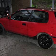 Toyota corolla E9 død:'(