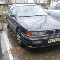 Mitsubishi Galant