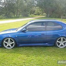 Toyota corolla( total skadet)