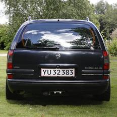 Opel Omega B 2,5 V6 solgt