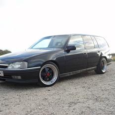 Opel omega a 3,0 24v! 